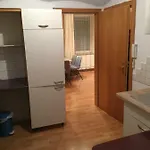 Nr.1 *